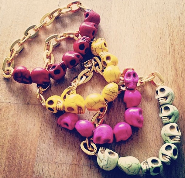 Small Skull and Chain Stretchy Bracelet