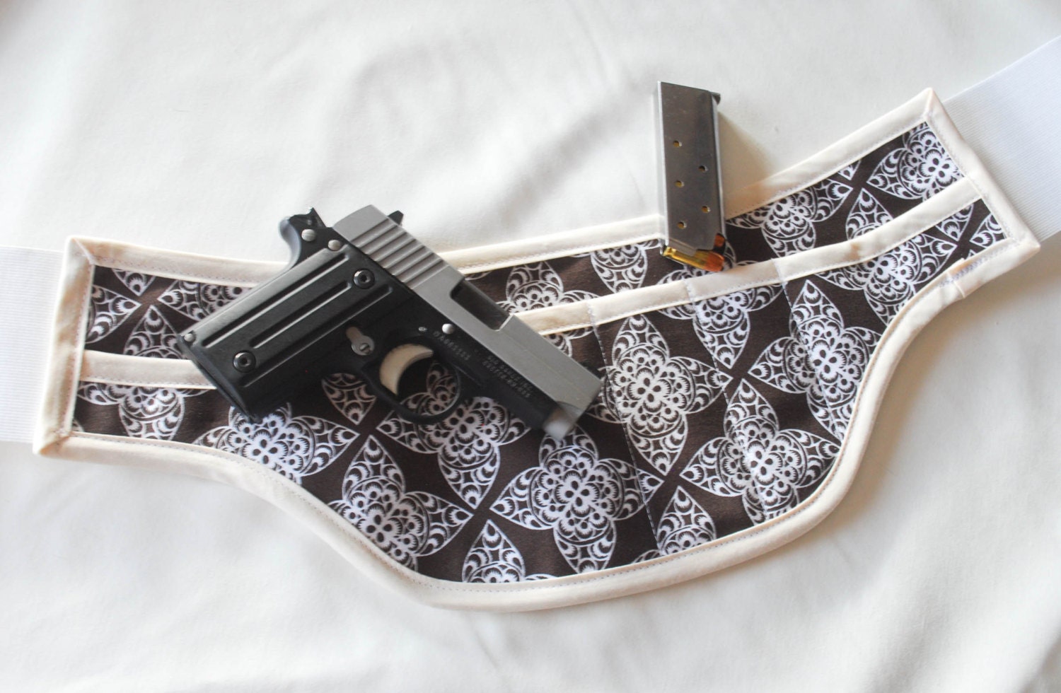 Concealed carry holster for women - Espresso and cream