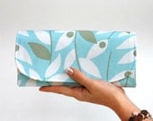 Deluxe Accordion Wallet - IN STOCK - Lindy Leaf Blue Nicey Jane Heather Bailey- Smartphone Clutch - 12 Credit Card Slots