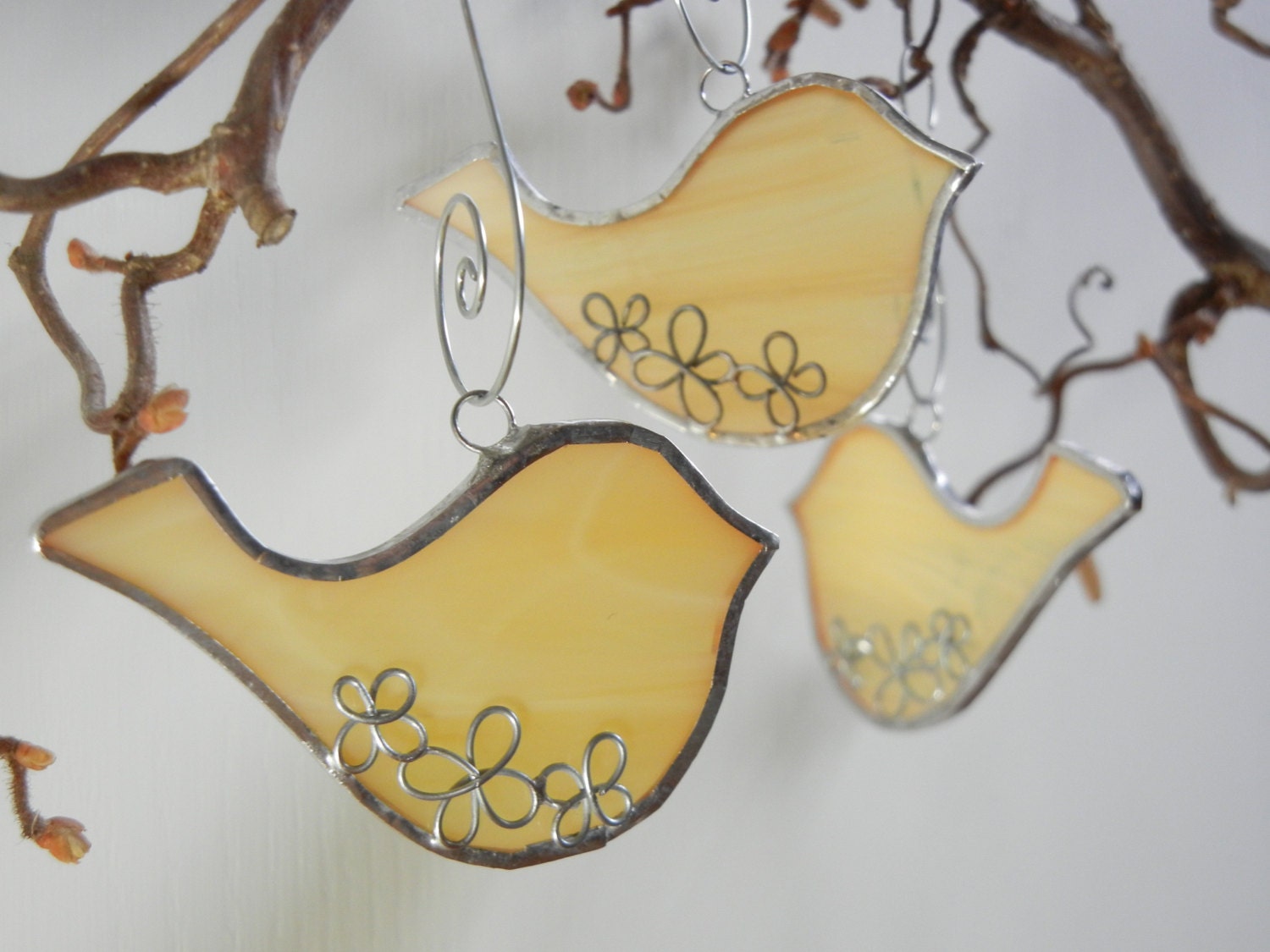 10 Custom BIRDS - Wedding Party Favors in Soft Yellow Stained Glass or Your Glass Choices