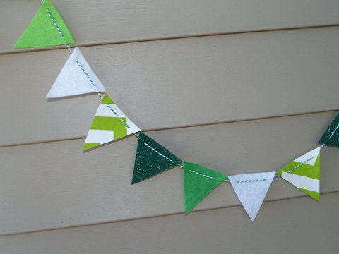 St Patick's Day Irish Bunting Garland with Chevron and Glitter Felt Il_170x135