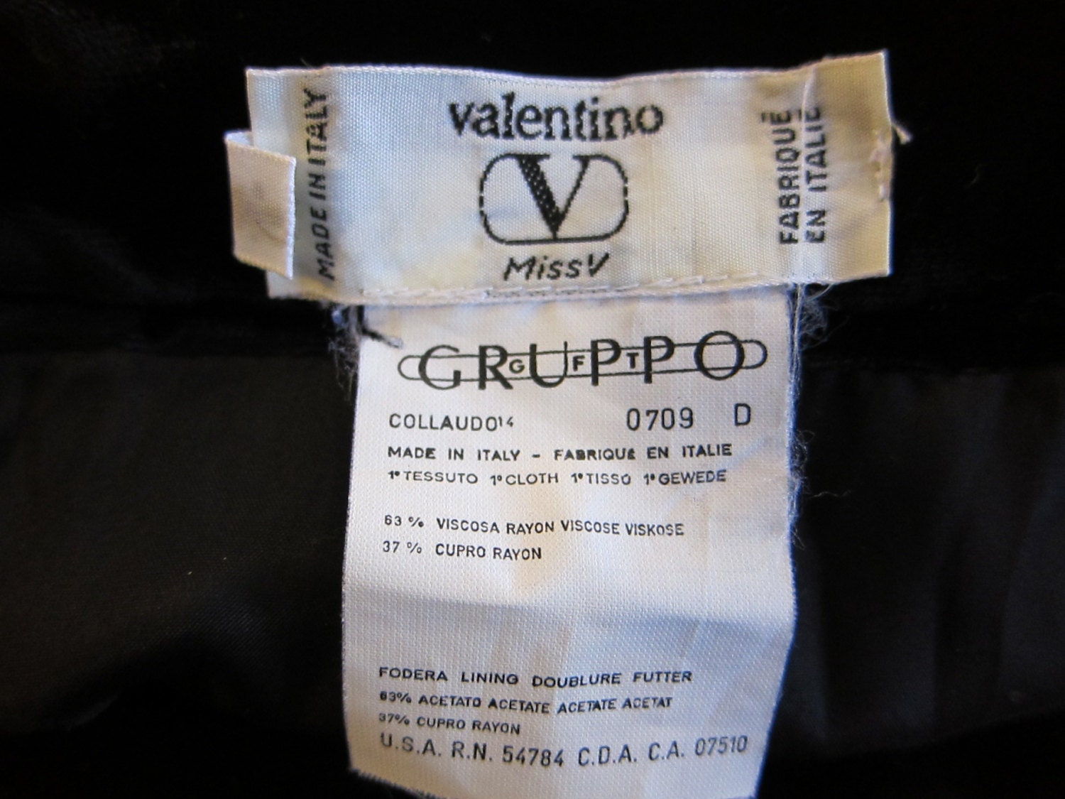 Designer VELVET VALENTINO BOUTIQUE 1980s does 1940s black skirt suit