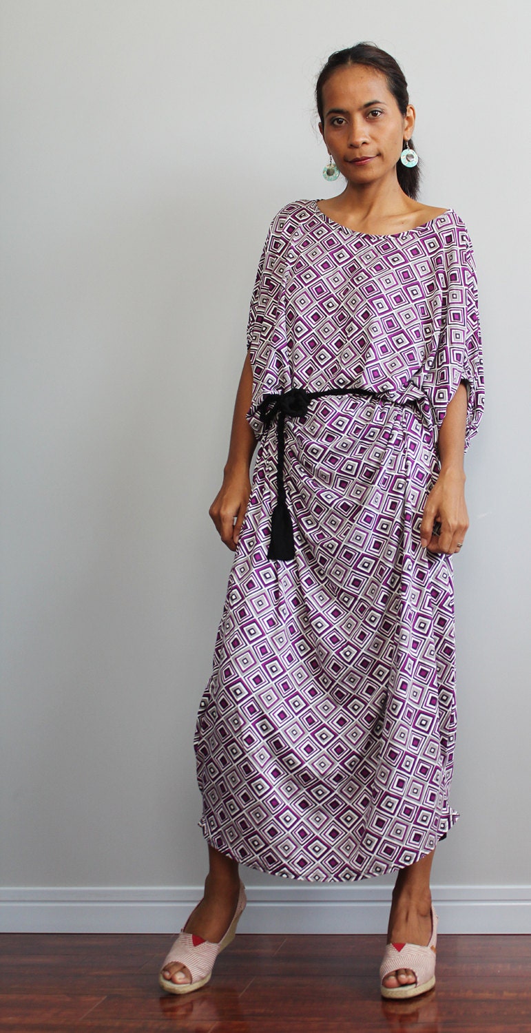 Boho Maxi Dress - Graphic Print Dress Loose fit : Funky & Casual Collection I