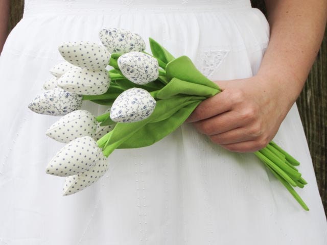 Spring flowers fabric tulips for mom white blue flower bouquet gift dozen flowers for birthday bridal shower cheer up  gift for girl mom