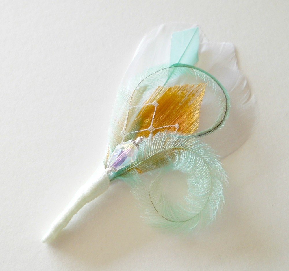 Wedding Groomsmen Boutonniere Mint, Green, Gold and White Peacock Feather Boutonniere Lapel Pin Buttonhole