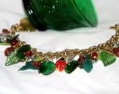 Summer time Lady Bug, Charm Bracelet,  Vintage Chain, Autumn Jewelry, bugs, Gardening