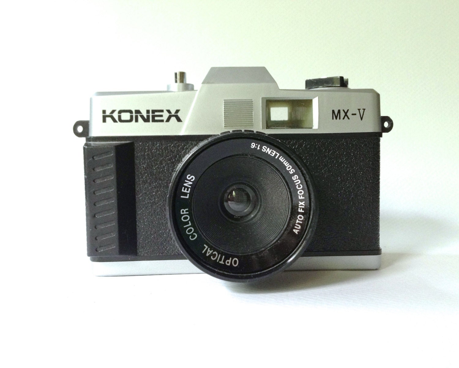 Vintage Konex MX-V camera