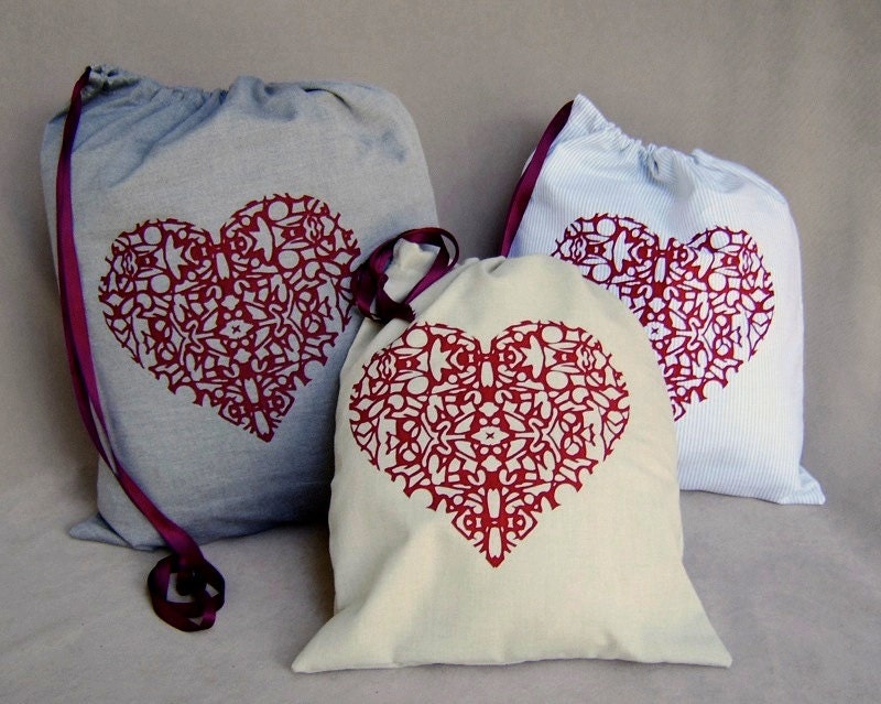 LOVE Storage BAGS set of three heart bags