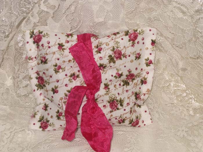 Lavender Sachet Handmade French Script Pink Flowers Lavender Sachet ECS