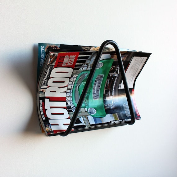Hairpin magazine rack