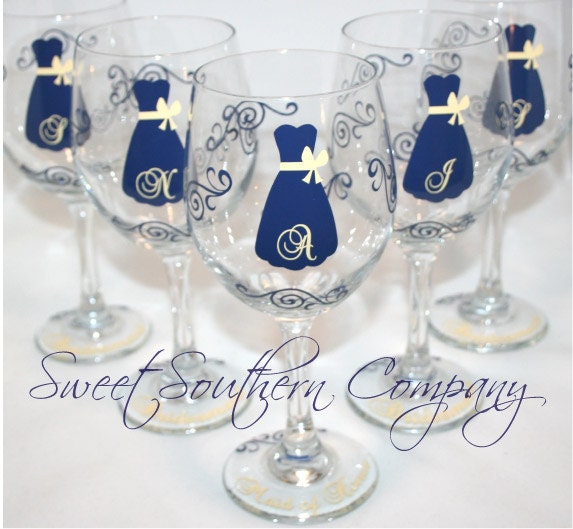 4 Personalized Bride and Bridesmaid Wine Glasses with Strapless Gown