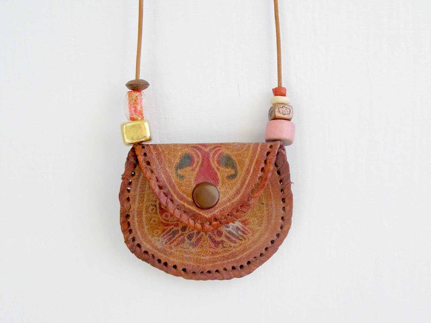 Boho Purse Necklace, Leathre pouch, Vintage Miniature Purse, Handmade Leather purse, key purse, Coin Purse, photo keeper, Hippie, Gypsy - MeshuMaSH