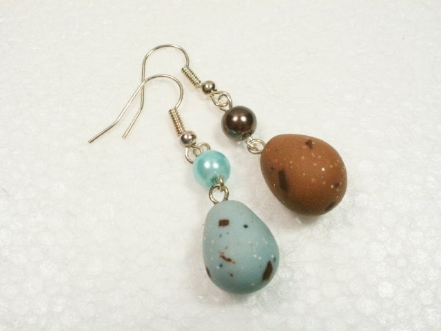 Chocolate Mini Eggs Earrings. Polymer Clay. - GiraffesKiss Chocolate Mini Eggs Earrings. Polymer Clay. - GiraffesKiss