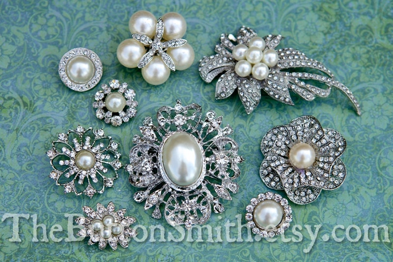 Rhinestone Buttons and Brooch Mix - Pearls - 004- 10 piece set