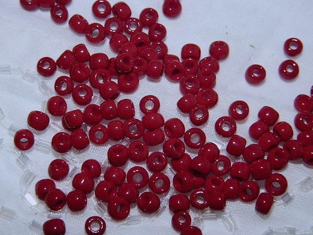 Toho Opaque Pepper Red Glas Seed Beads sz6