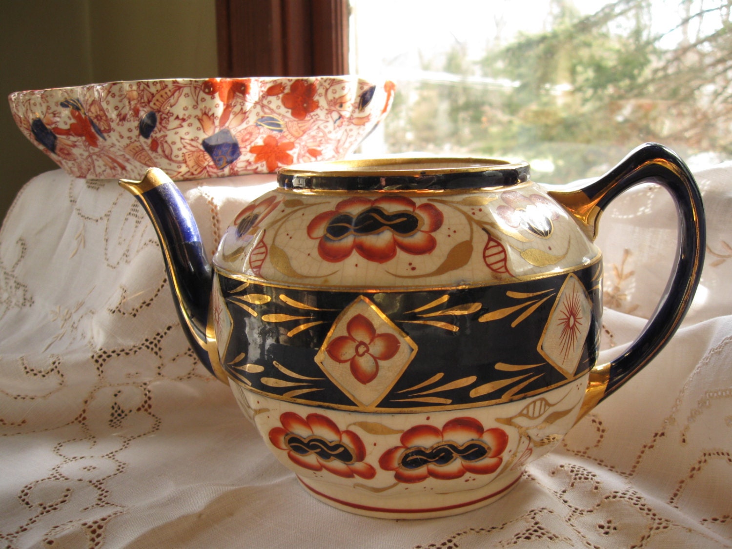 Antique English Handpainted Gaudy Ironstone Tea Pot, Imari colors, as found, use as vase