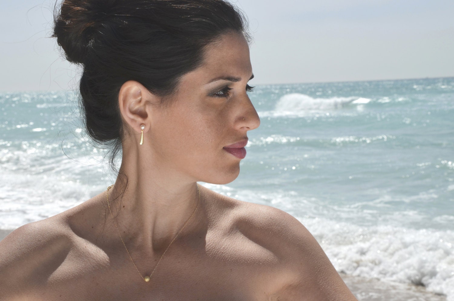 Minimalist Bridal Necklace, Gold filled Chain with Sparkle Ball, Stardust Charm, Simple Necklace for Her