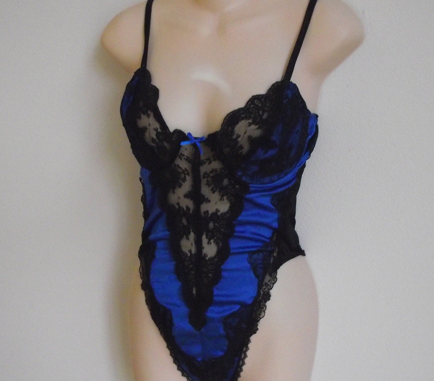 Vintage teddie camisole slip black lace on blue S M