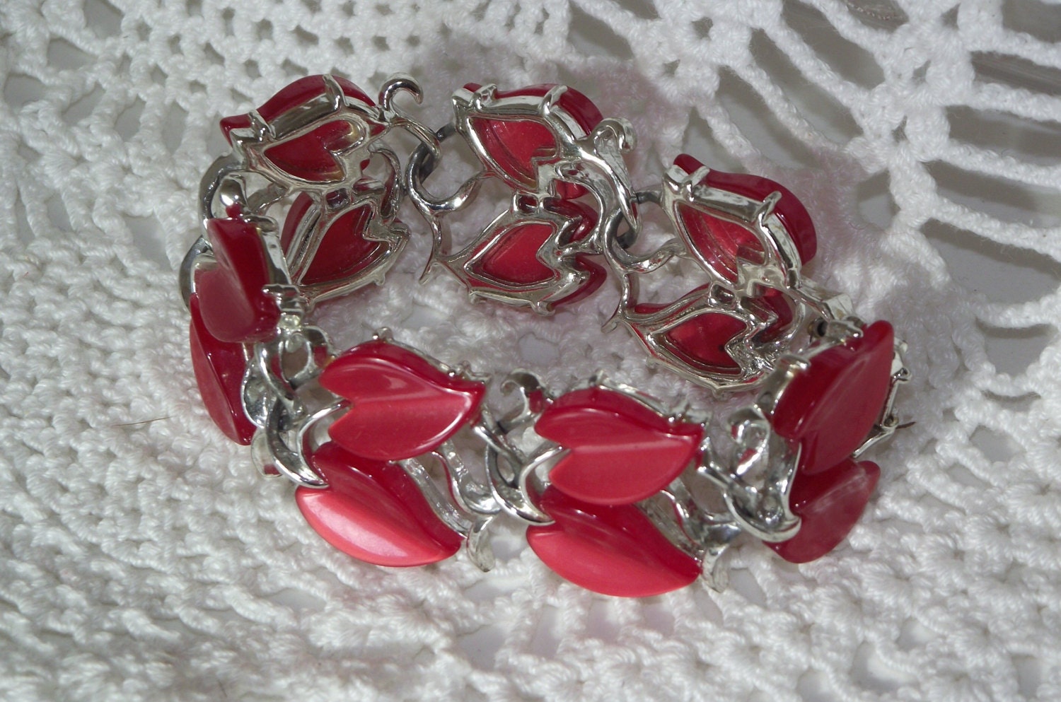 Vintage bracelet wide red leaf hearts on silver