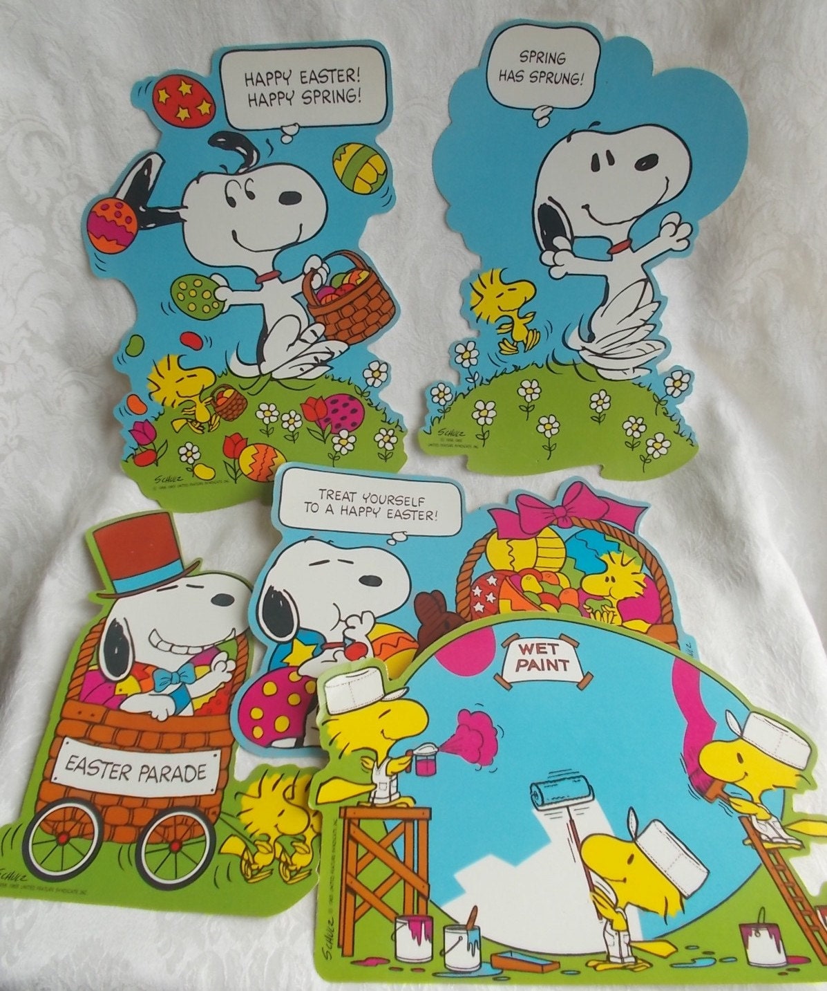 Easter Spring Peanuts Gang Carl Schulz Holiday Die Cut Decorations 5 Paper Ephemera US Shipping Included