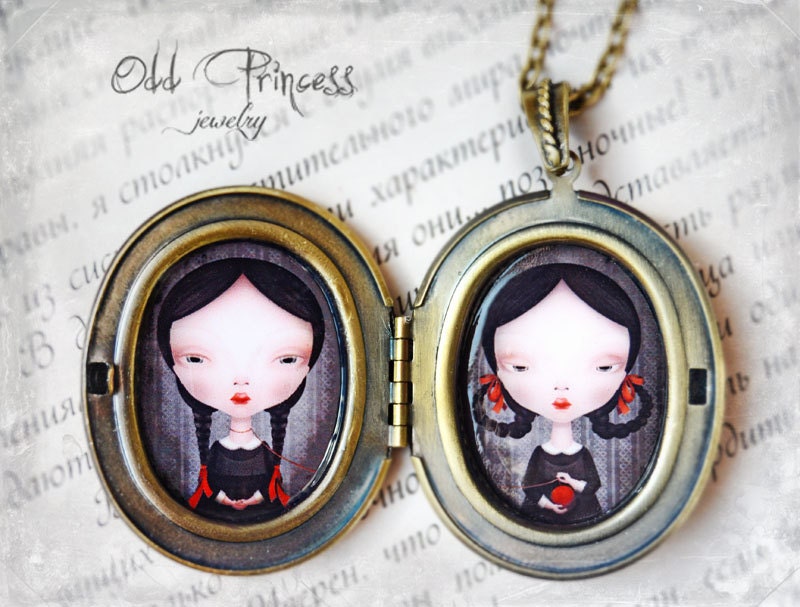 MACABRE SISTERS Victorian Ooak Large Art Cameo Locket Necklace By Odd Princess, Wearable Art, Gift For Her