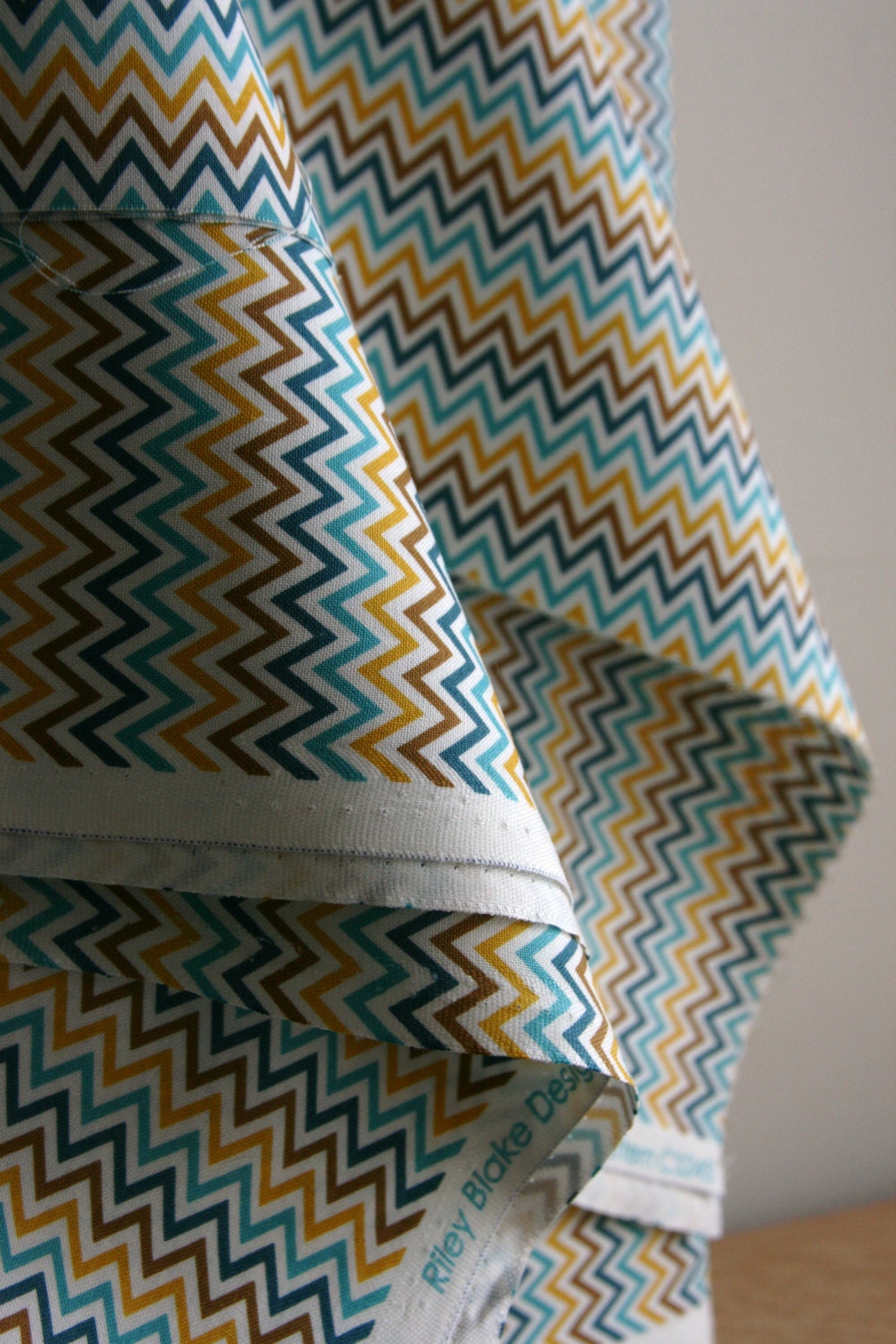 Zig Zag in Multi from Indie Chic Collection by My Mind's Eye from Riley Blake Fabrics - ONE YARD Cut