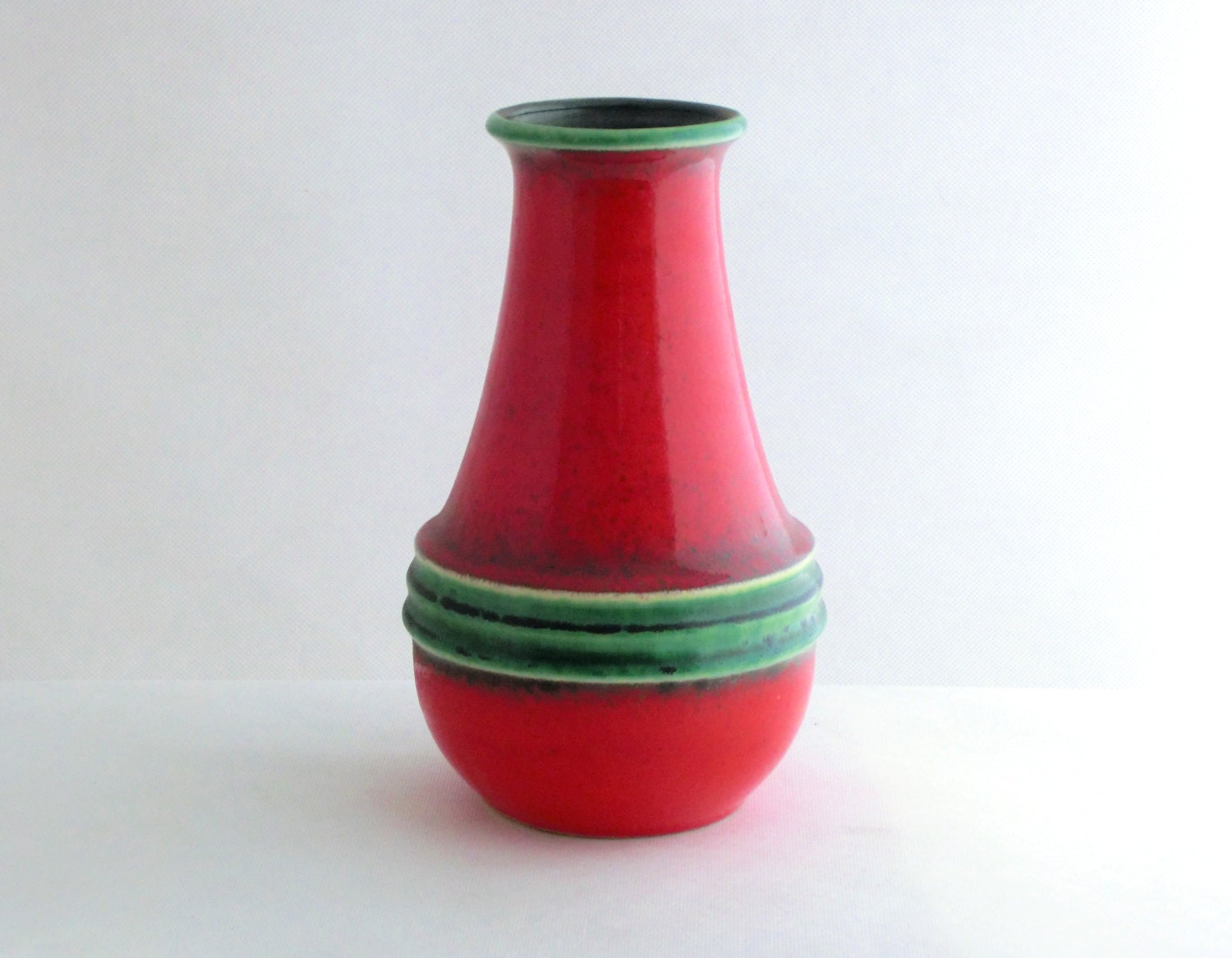 Vintage red / green vase West Germany 70s