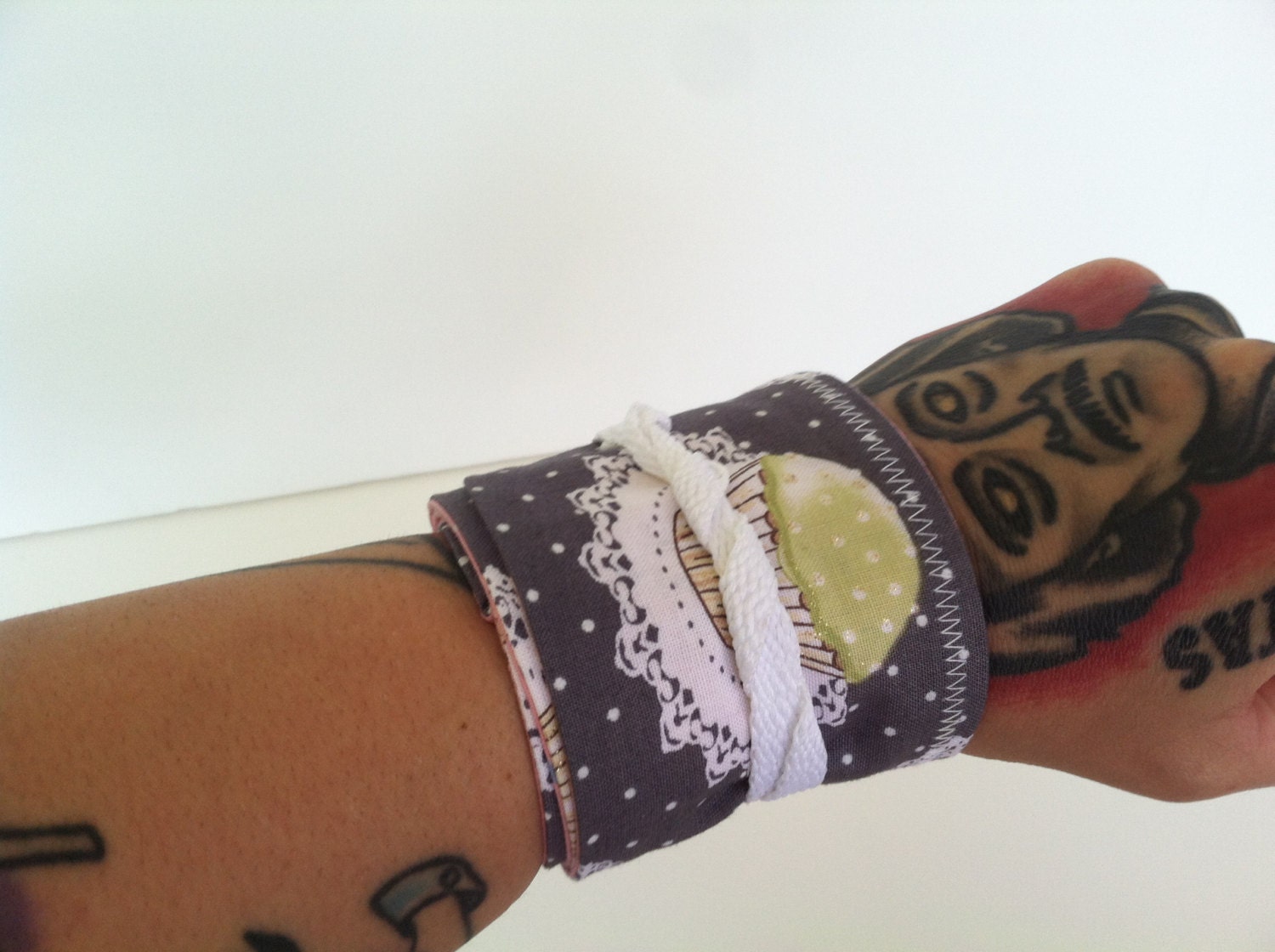 Cupcake Baker  Crossfit Wrist Wraps