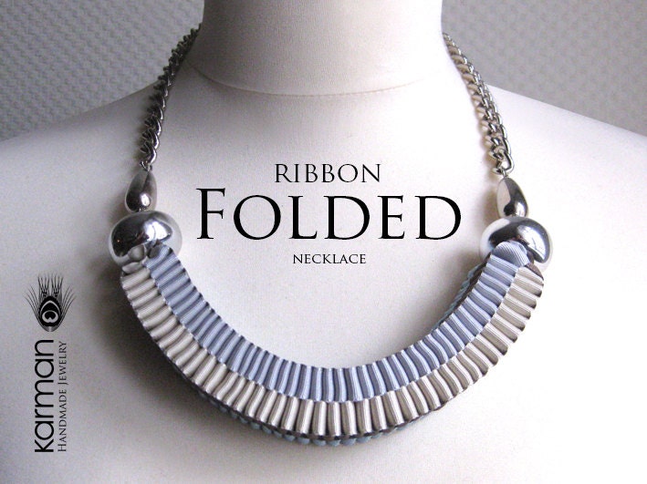 Chunky Folded Necklace with Sophisticated Ribbon Color Combinations.