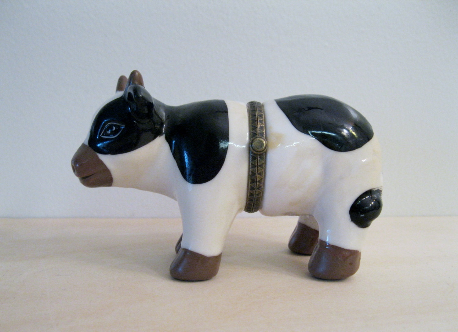 Porcelain Holstein Cow Hinged Trinket Box