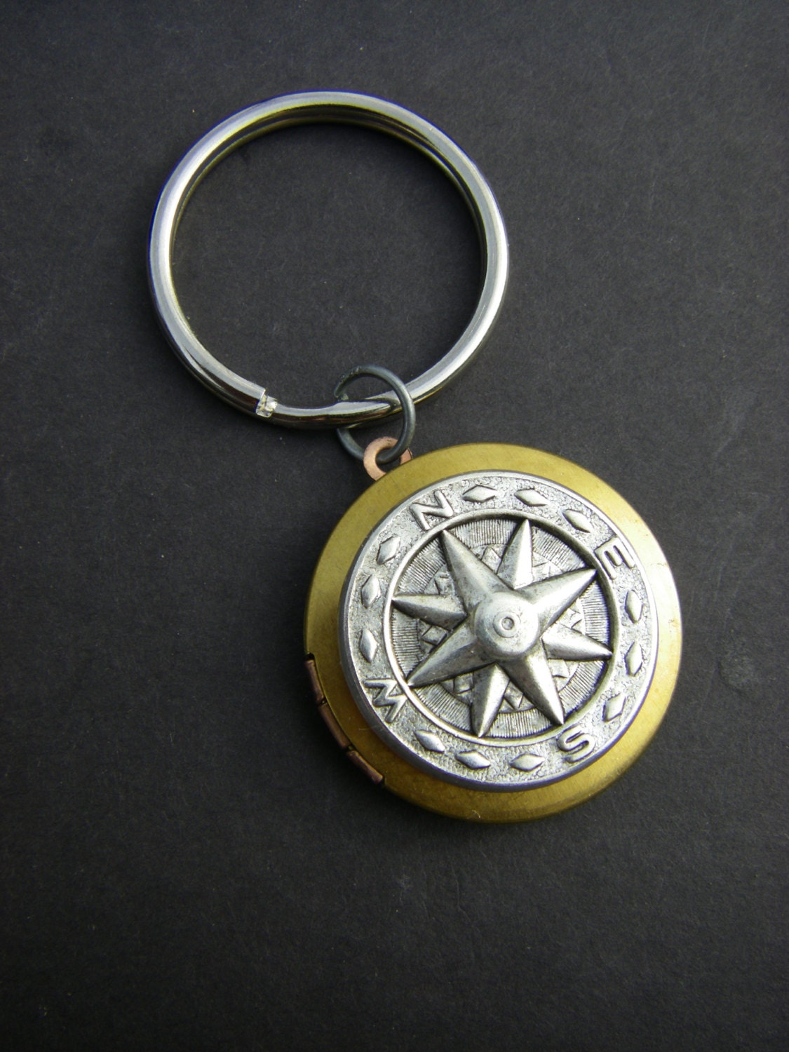 Steampunk compass locket keyring keychain for him Valentine  Groom Groomsmen gift
