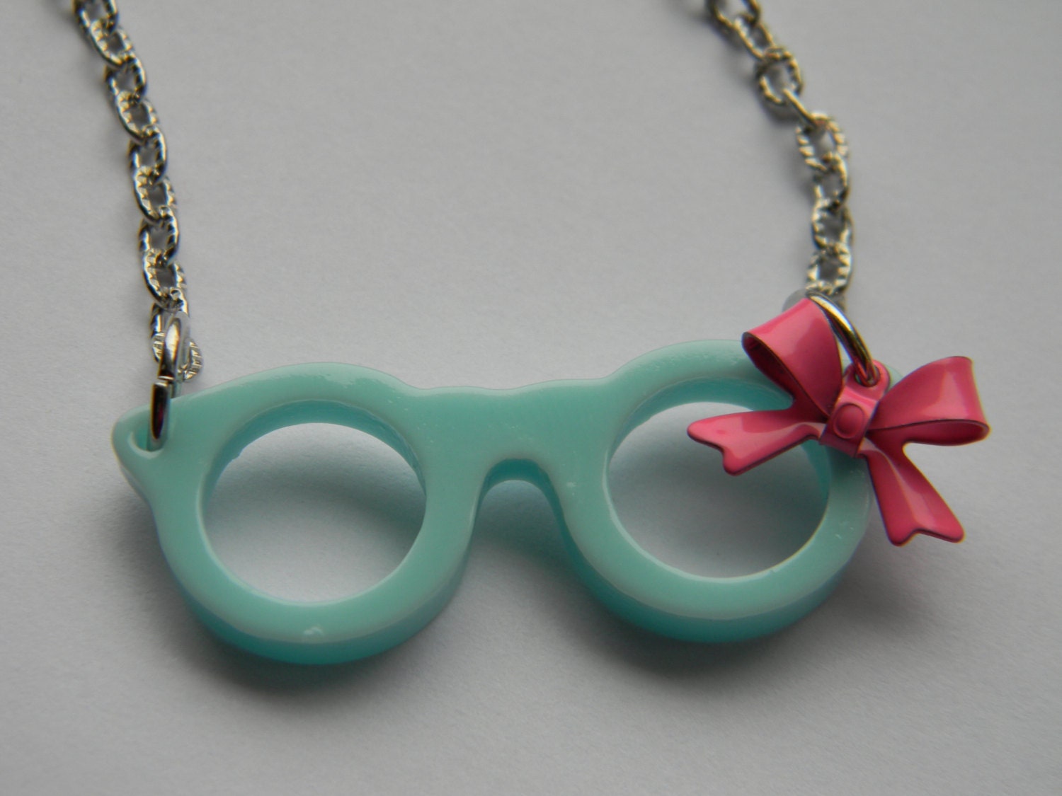 Here's Looking at you Kid Aqua Mini Glasses with a Hot Pink Bow Necklace