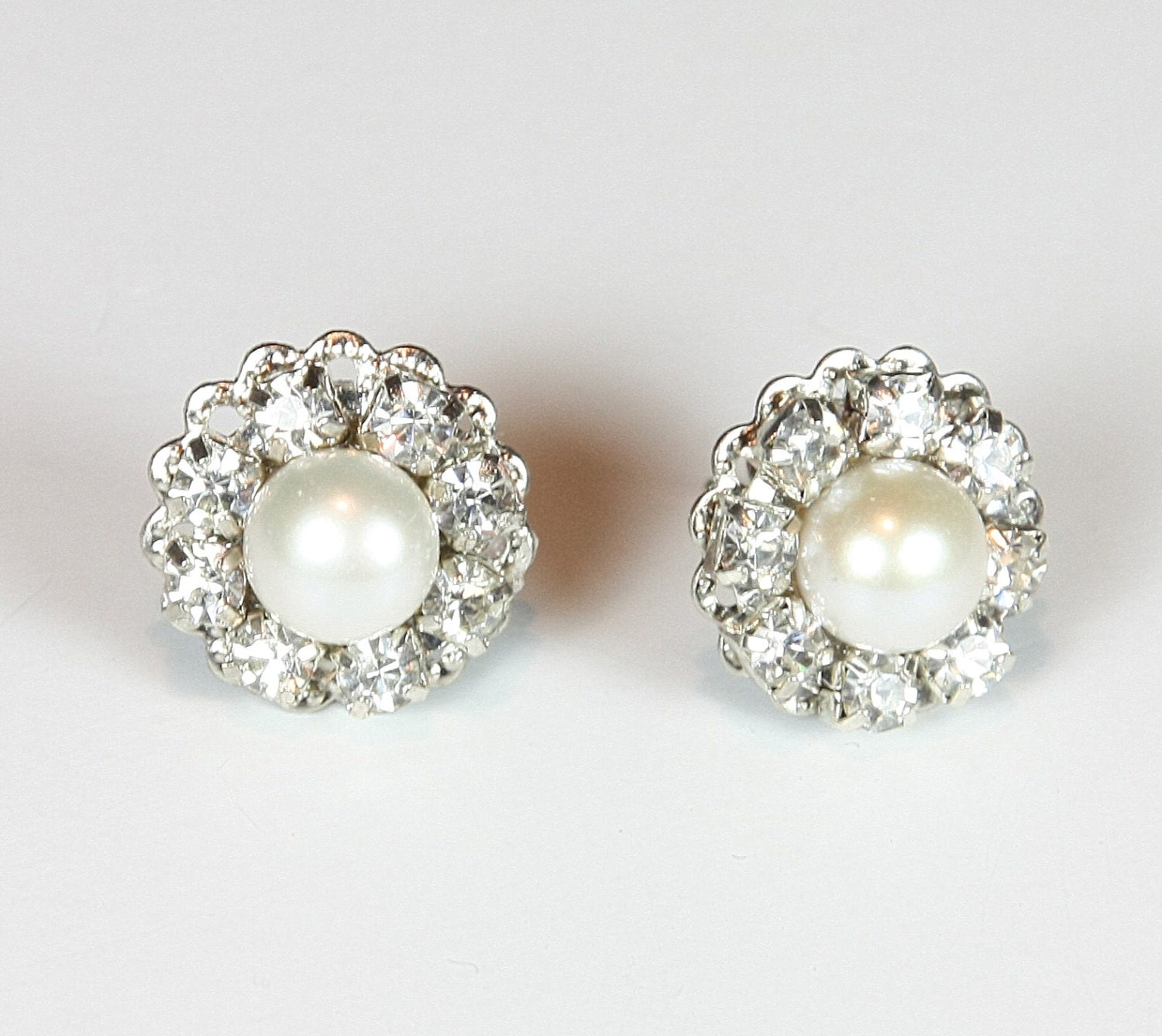 Bridal Pearl Earrings,Rhinestone Earrings,Vintage Style,Wedding Pearl,Stud,Bridal Jewelry,Victorian Accessories,Bridesmaids Earrings