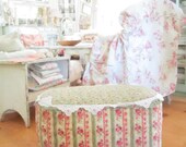 Shabby chic  Vintage  cottage ottoman