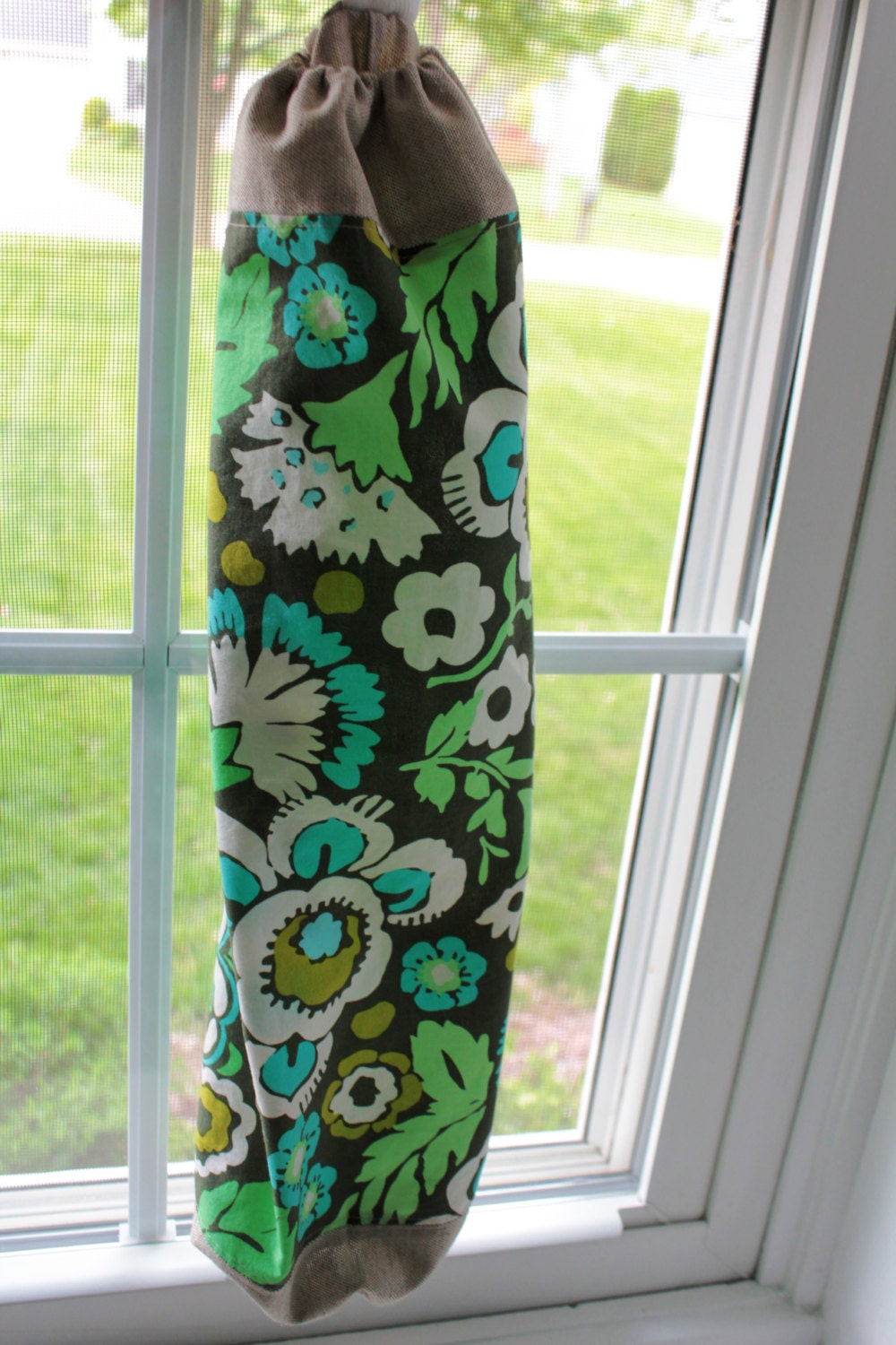 Olive and Linen Grocery Bag holder