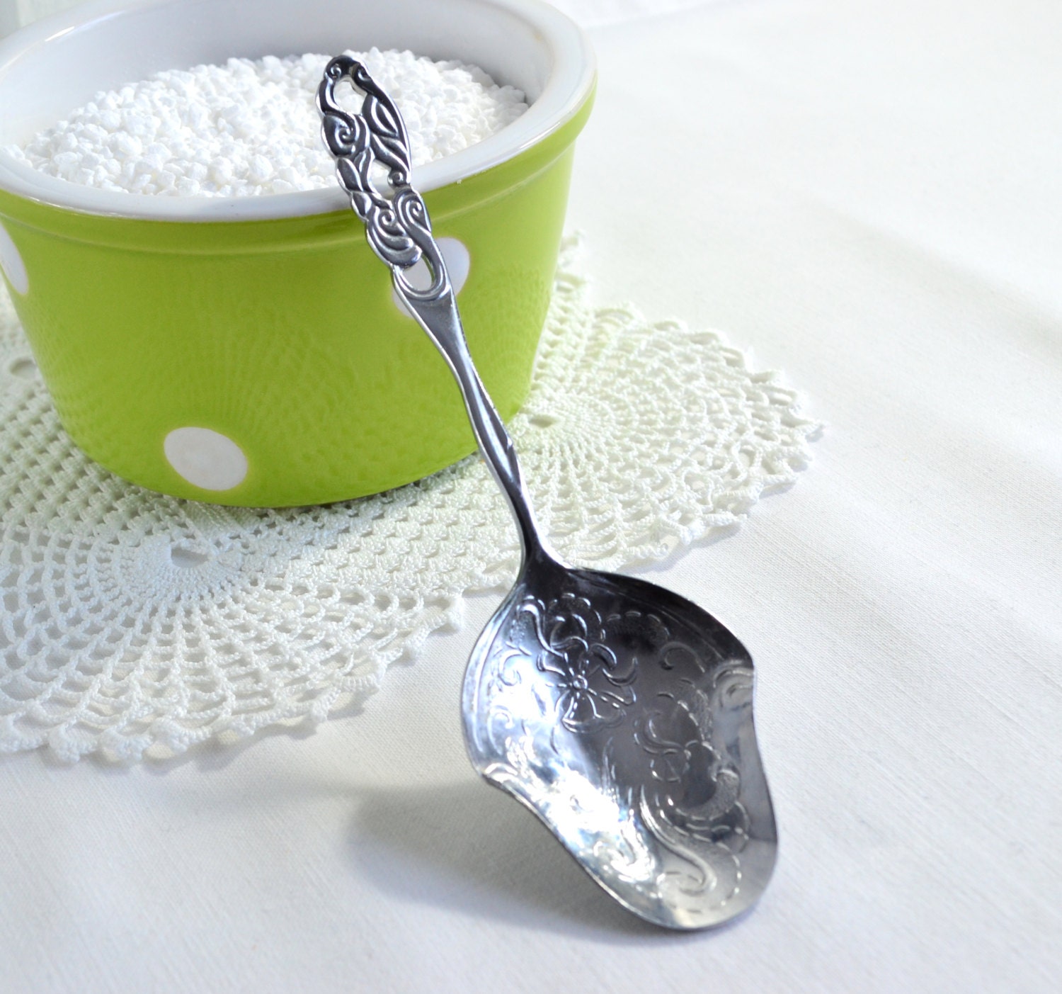 Bonbon candy spoon vintage Swedish ornate  jelly server