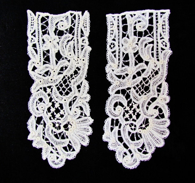 Vintage pair of lappets, handmade early Battenberg lace, late 1800's