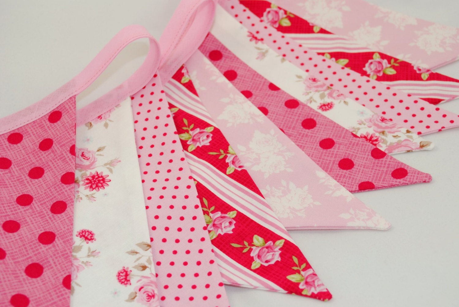 Shabby Chic Party Bunting - TILDA in Pink and Red - The perfect decoration for Weddings, Parties and Showers