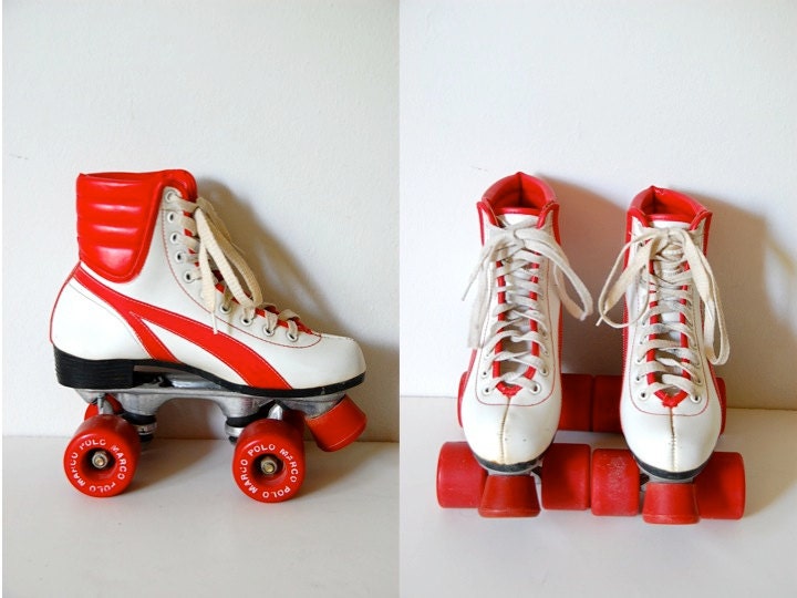 Vtg sz7 Retro Red White Lace Up Roller Skates