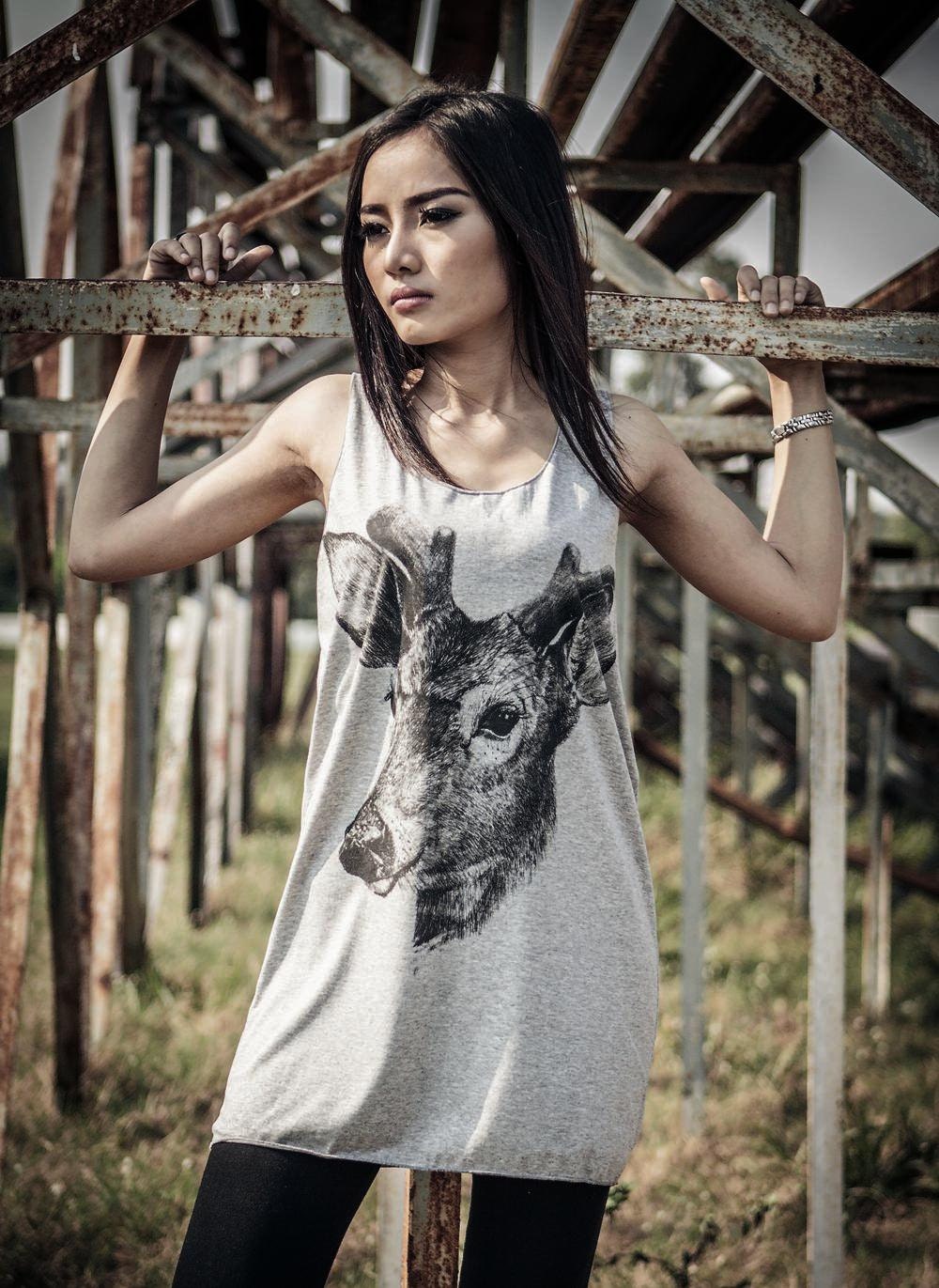 Deer Head Grey tank top - Women t-shirt tank top unisex men vest Shirt Tunic Tank sleeveless Women  M