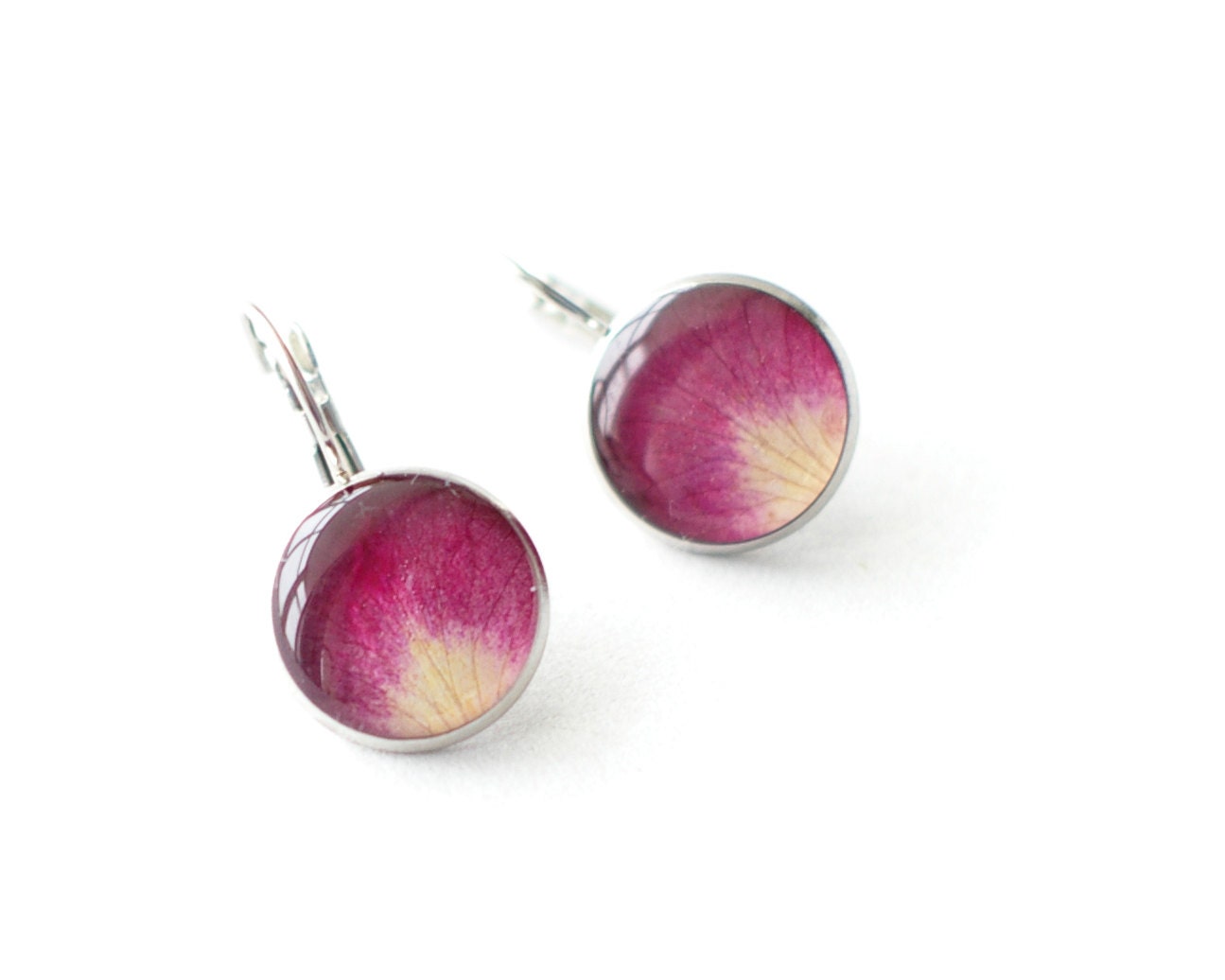 Real Rose Petals Earring  - pink romantic handmade jewelry - Rosa Rouletti