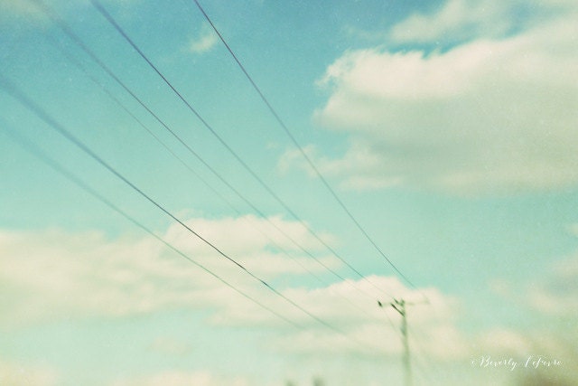 sky, clouds, blue, white, dreamy, lensbaby, fine art photography