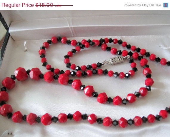 Vintage Red Black Crystal Bead Necklace