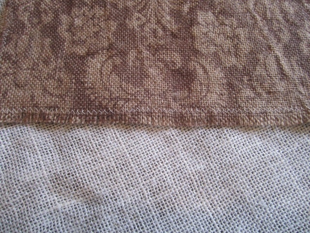 Damask Burlap Centerpiece