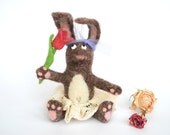 Needle Felted Bunny rabbit girl with spring flower in a gift box, Easter Bunny, Soft Sculpture OOAK