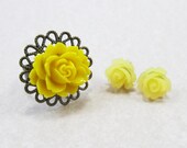 Filigree Ring and Post Stud Earrings - Resin Rose Gift Set - Bright Yellow Roses - Antiqued Brass