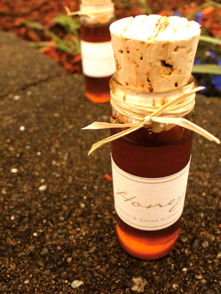 Custom Wedding Favor, Rustic Pure Raw Unfiltered Honey 1.5 oz vial