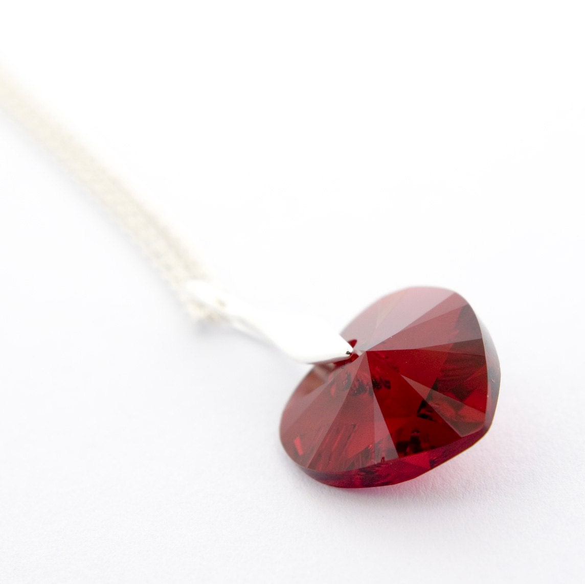 Red Heart Necklace: Cute 14mm SWAROVSKI ELEMENTS Heart Pendant On Sterling Silver Chain