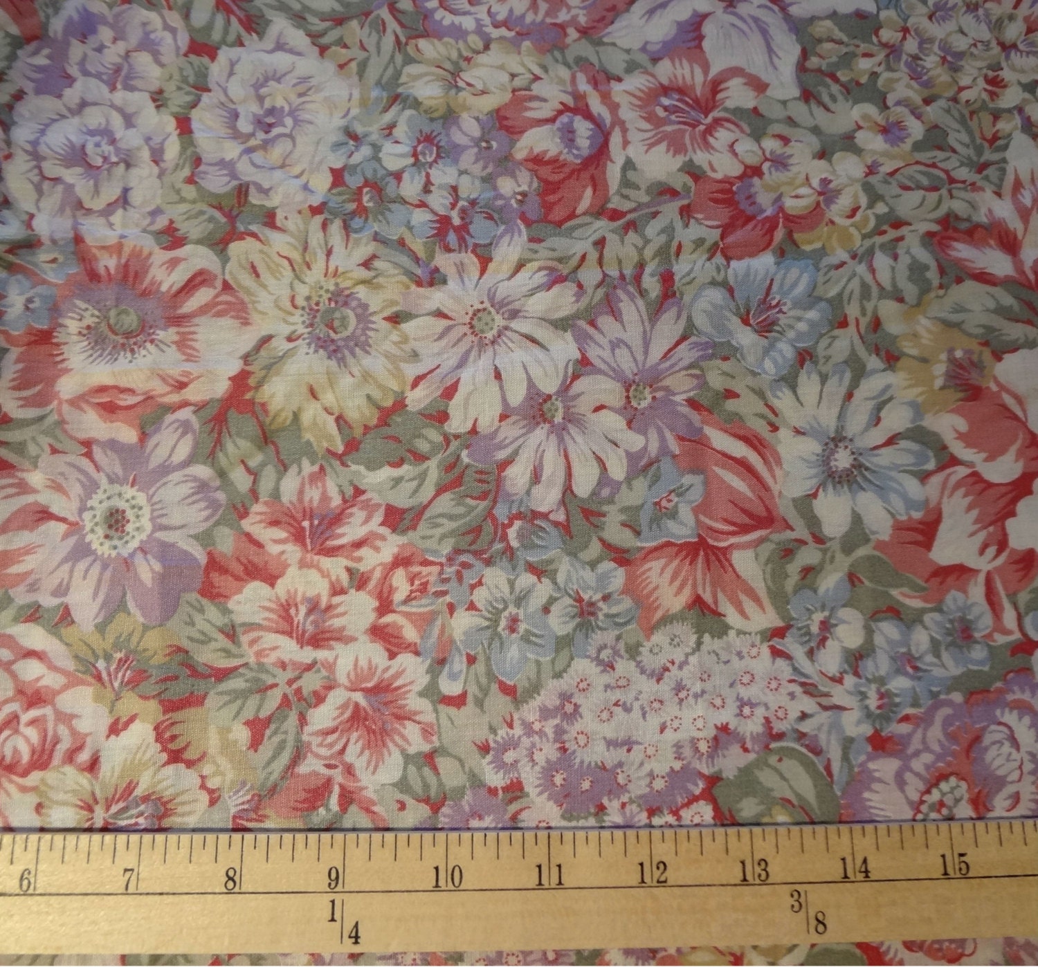 Vintage Retro Floral Fabric Pinks Lavender Rayon Blend Pattern Rights 48" x 1 1/3 yd