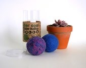 perfect Mother's Day gift, über cool wool dryer balls, pink blue, eco friendly housewares, gifts for her, spring cleaning, laundry,